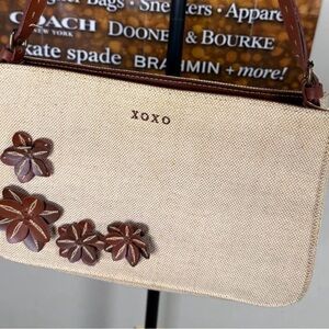 vintage XOXO New York shoulder bag like new